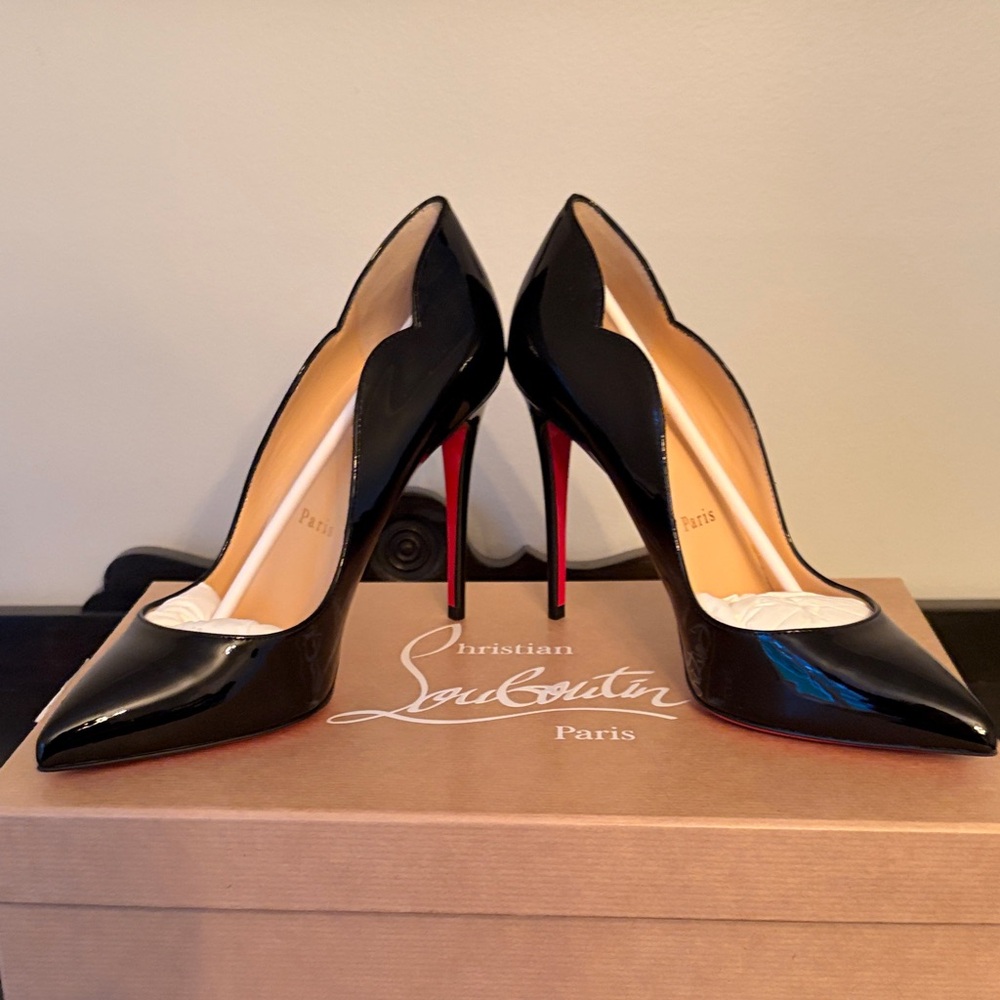 Christian Louboutin Black Patent Pointed-Toe Stiletto Pumps with Red Soles